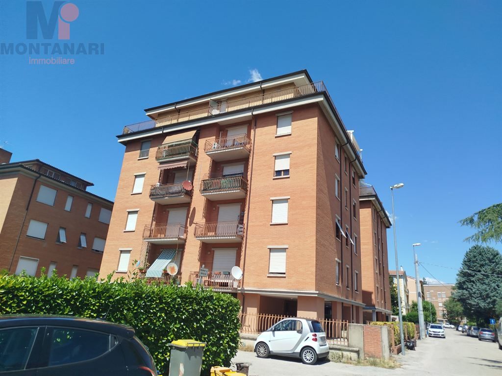 Umbria Foligno Appartamento con garage in vedita Via Petrarca
